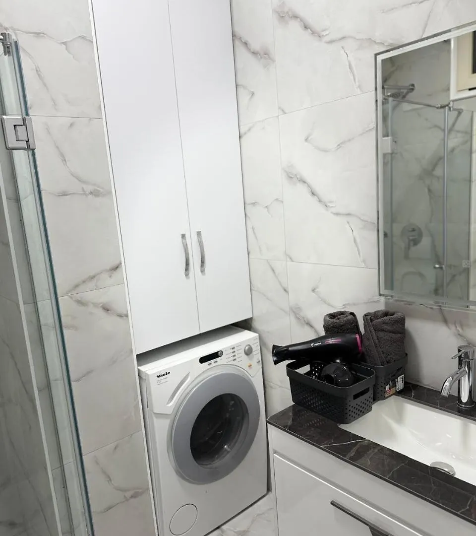 Liqeni Comfort Stay Tirana Apartment